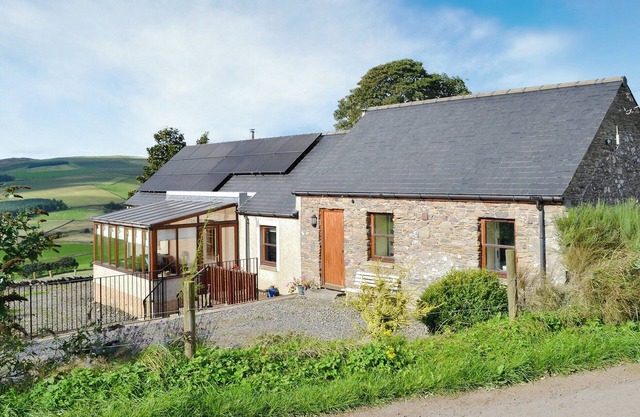 2 bedroom accommodation in Langshaw, near Galashiels