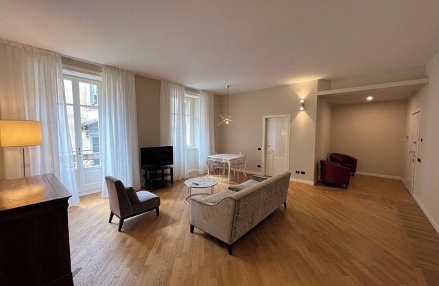 2 Bedroom Apartment in Como