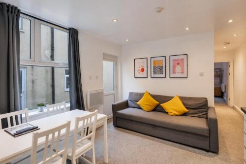 2 Bedroom Aprtmnt For Upto 6 Nr Centre, Uni &Parks