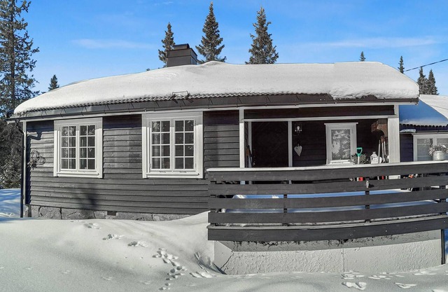 2 bedroom awesome home in Lillehammer