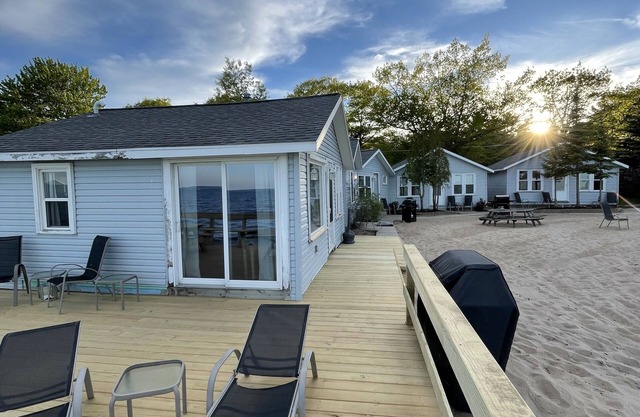 2 bedroom cabin with large private deck. Right on Lake Huron!