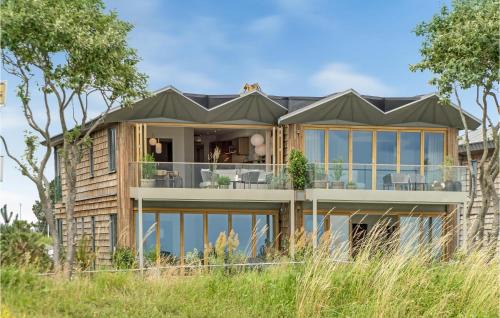 2 Bedroom Cozy Apartment In Kerteminde