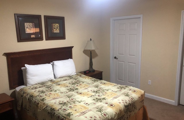 2 Bedroom full furnishing villa first floor near Disney World,Lego Land.