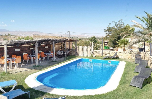 2 bedroom nice home in Baza