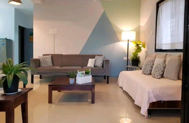 2 Bhk Modern Luxury Condo by Luxe Tourism