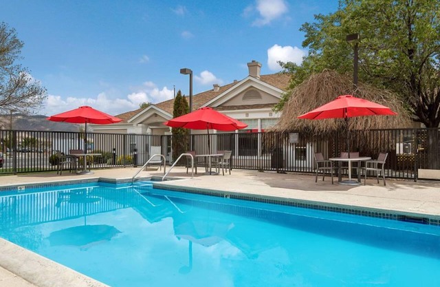 2 Lovely Units! Perfect for Creating Unforgettable Memories with Family!