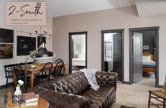 2-South: Cozy 2BR in Downtown Nashville, IN w/Rooftop Patio