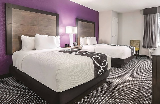 2 x 2 Double Beds Deluxe Rm at La Quinta Inn by Wyndham Myrtle Beach-N Kings Hwy