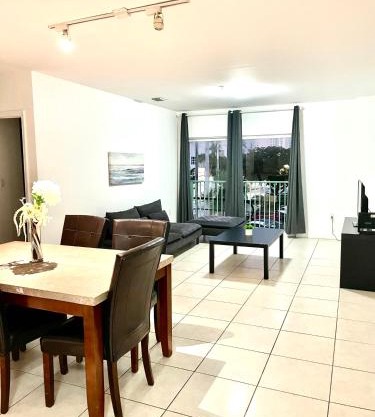 202 Private bedroom in Miami - Coral Gables