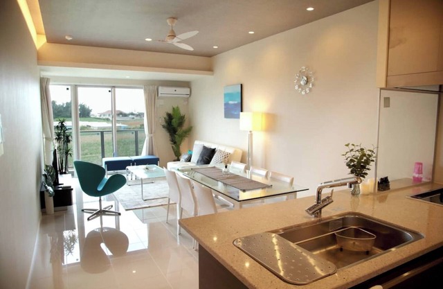 206 Cool taste interior of blue and glass Plea - 206/Kunigami-gun Okinawa