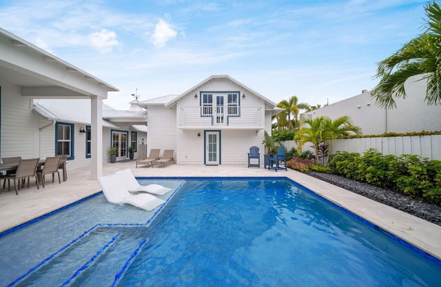 210 Managed By Brampton Park