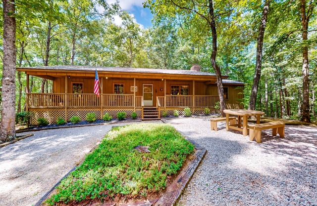 24-acre property with creek, picnic gazebo, firepit, fireplace, & W/D