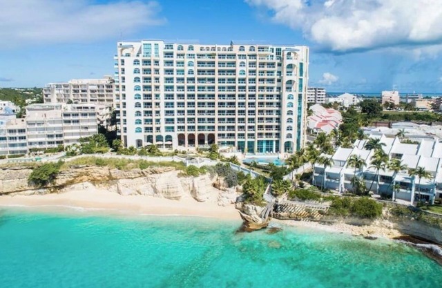 2Bed+2.5Bath Condo at The Cliff -Ocean+Lagoon Views