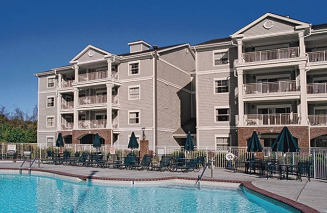 2Bed/2Bath Condo in Nashville Near the Grand Ole Opry!