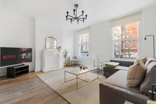 2Bed 3Bath Family Flat in SW1P - 6ppl