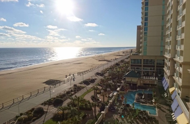 2BR/2BA Oceanfront Condo - Amazing Views of the Boardwalk, Beach, and Ocean!