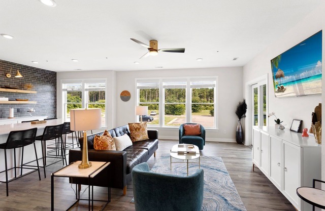 2BR Coastal Retreat with Pool Access & Dogs