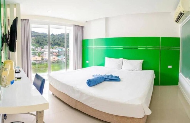 2BR Elite Hotel Patong with Balcony- Thailand
