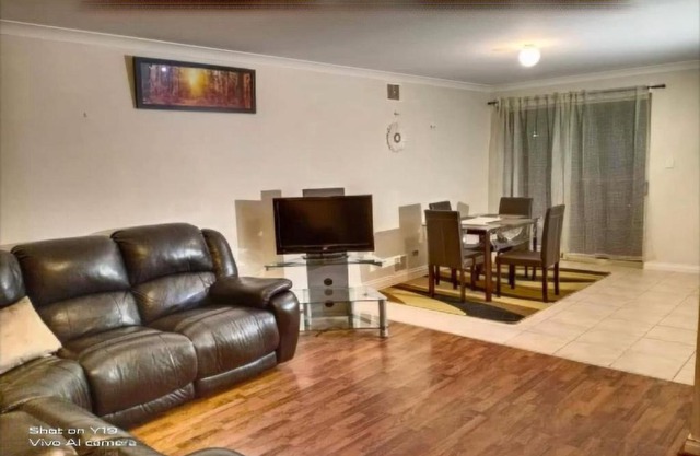 2BR luxury house in Piccadilly