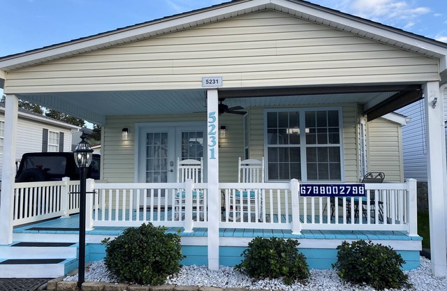 2BR1BA Close to Beach! Ocean Lakes! Golf cart incl. BR Remodeled. Newly Painted.