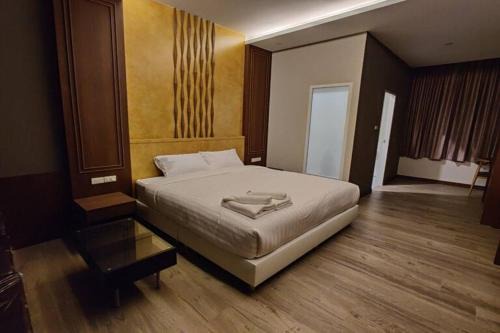 2M Place Apartment