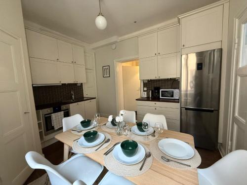 2ndhomes Comfy 1BR Apartment in the Center