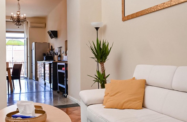 '2R' City Center Holidays and Workstays