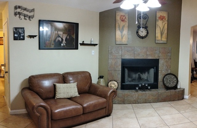 3 BDR - Prime spot! Mins from EVERYTHING! - CBD, Fairgrounds, City Park, airport