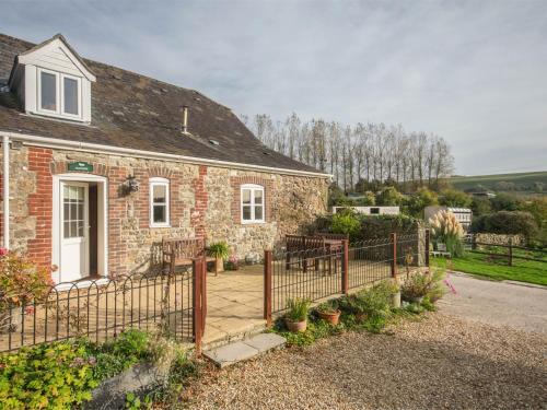 3 Bed in Askerswell DC067