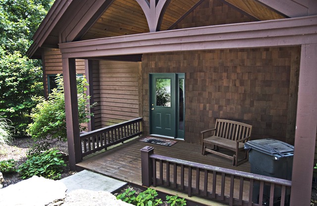 3 Bedroom, 3.5 bath house in The Galena Territory.