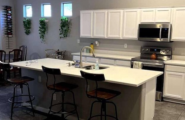 3 Bedroom 668594 by Houzlet