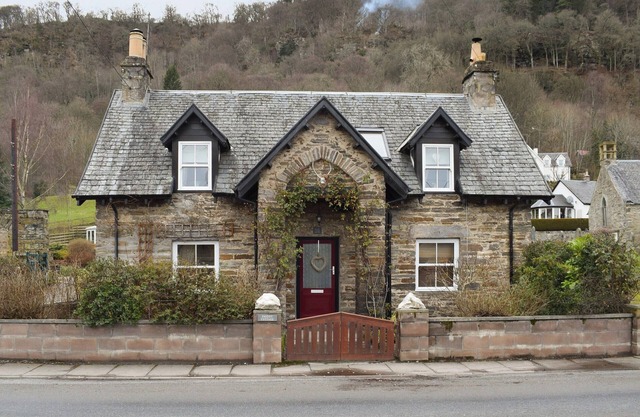 3 bedroom accommodation in Weem, near Aberfeldy