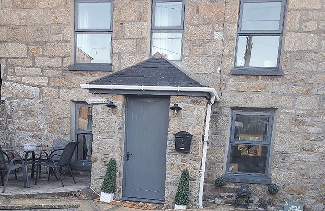 3 bedroom accommodation in Mousehole, near Penzance