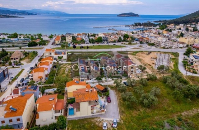 3 Bedroom Apartment in Nea Iraklitsa
