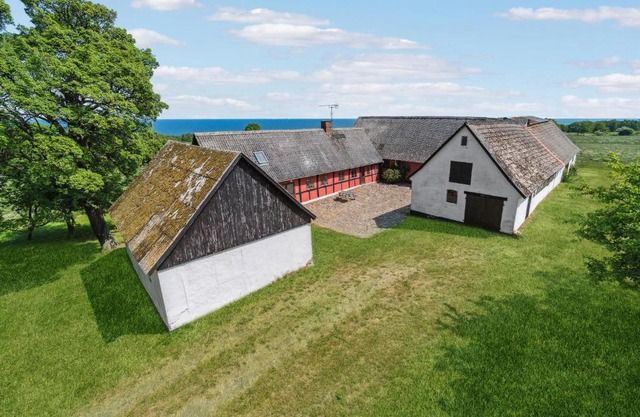 3 Bedroom Cozy Home In Østermarie