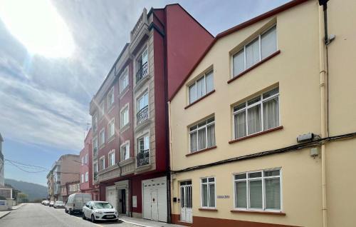 3 Bedroom Nice Apartment In A Coruña