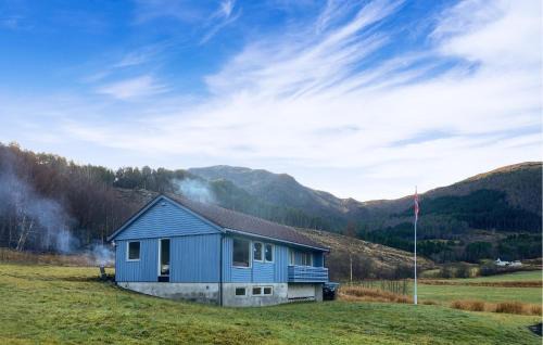 3 Bedroom Nice Home In Mjosundet