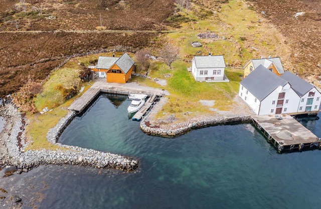 3 bedroom nice home in Kvamsøy