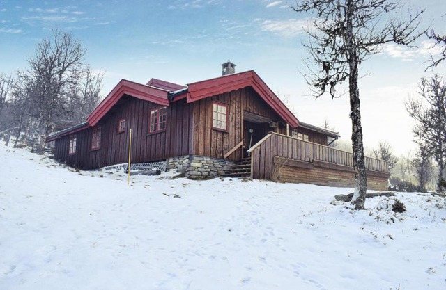 3 Bedroom Nice Home In Venabygd