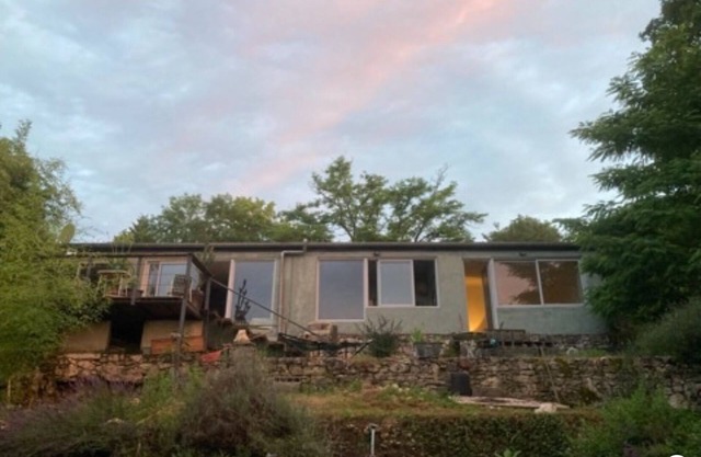 3 Bedroom Private vacation home in Loubès-Bernac