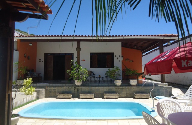 3 Bedrooms Pool in Barra de São Miguel - 1 suite