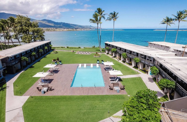 3 Family-friendly Accommodations, Outdoor Pool, Ocean View from Room