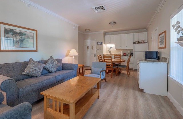 332 - One Bedroom Condo Suite w/Resort Amenities