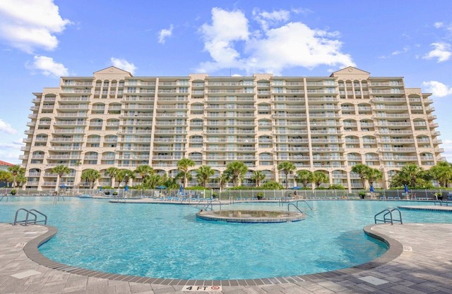 3501 Yacht Club Villas