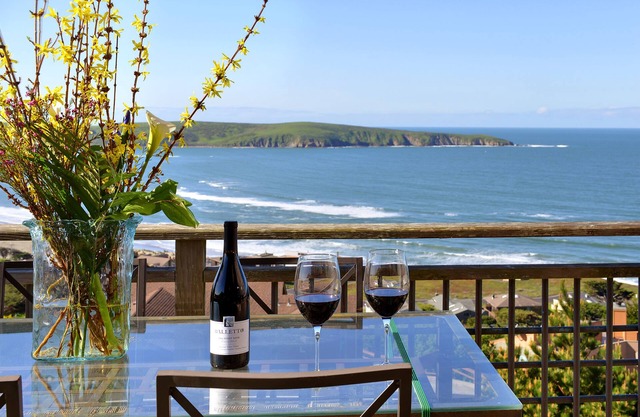 365 Days Great Views of Dillon Beach