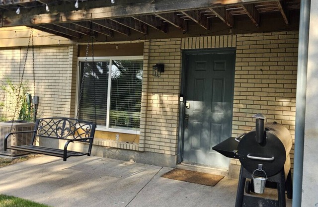 3Bd, King, Brkfst, Lagoon, Garage, W/D, Sleeps 11