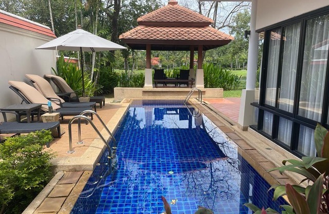 3Bed Villa - Sleeps 6 - Pool, Garden, Balcony