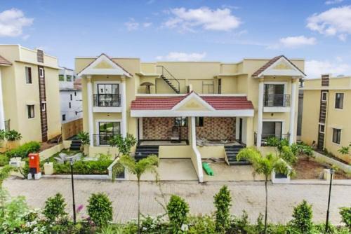 3BHK with pool - Sunset Palazzo by Universe Villas