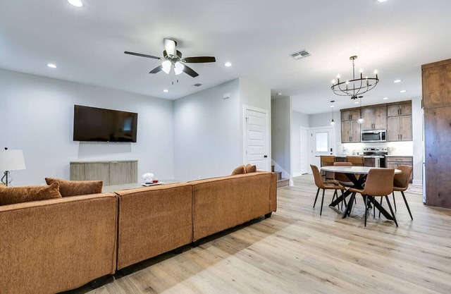 3BR/2.5 BA - Brand New!