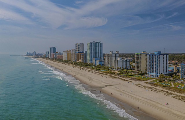 3BR Golf and Beach Condo in the center of all the action.